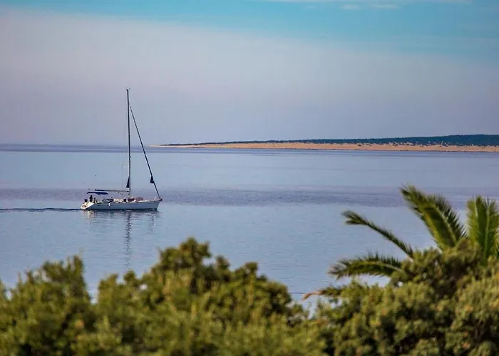 Coastal Bliss In Lägenhet Mandre