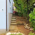 Coastal Bliss In דירה מאנדרה