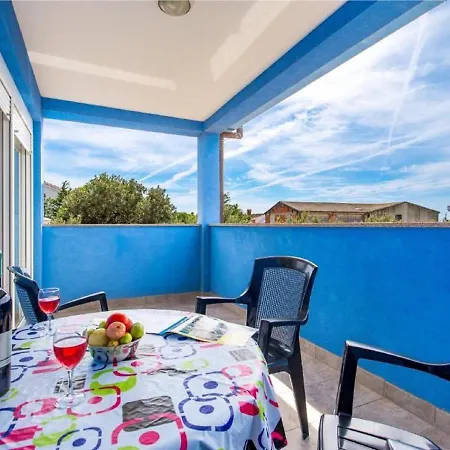 Coastal Bliss In * Mandre